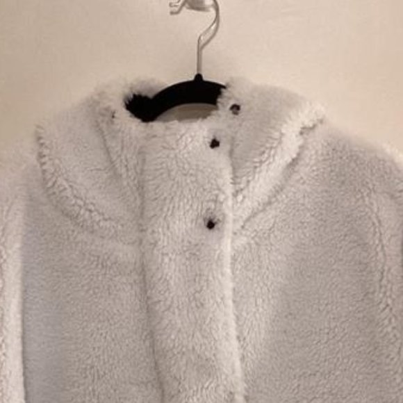 Montalvo Coat - Picture 4 of 14